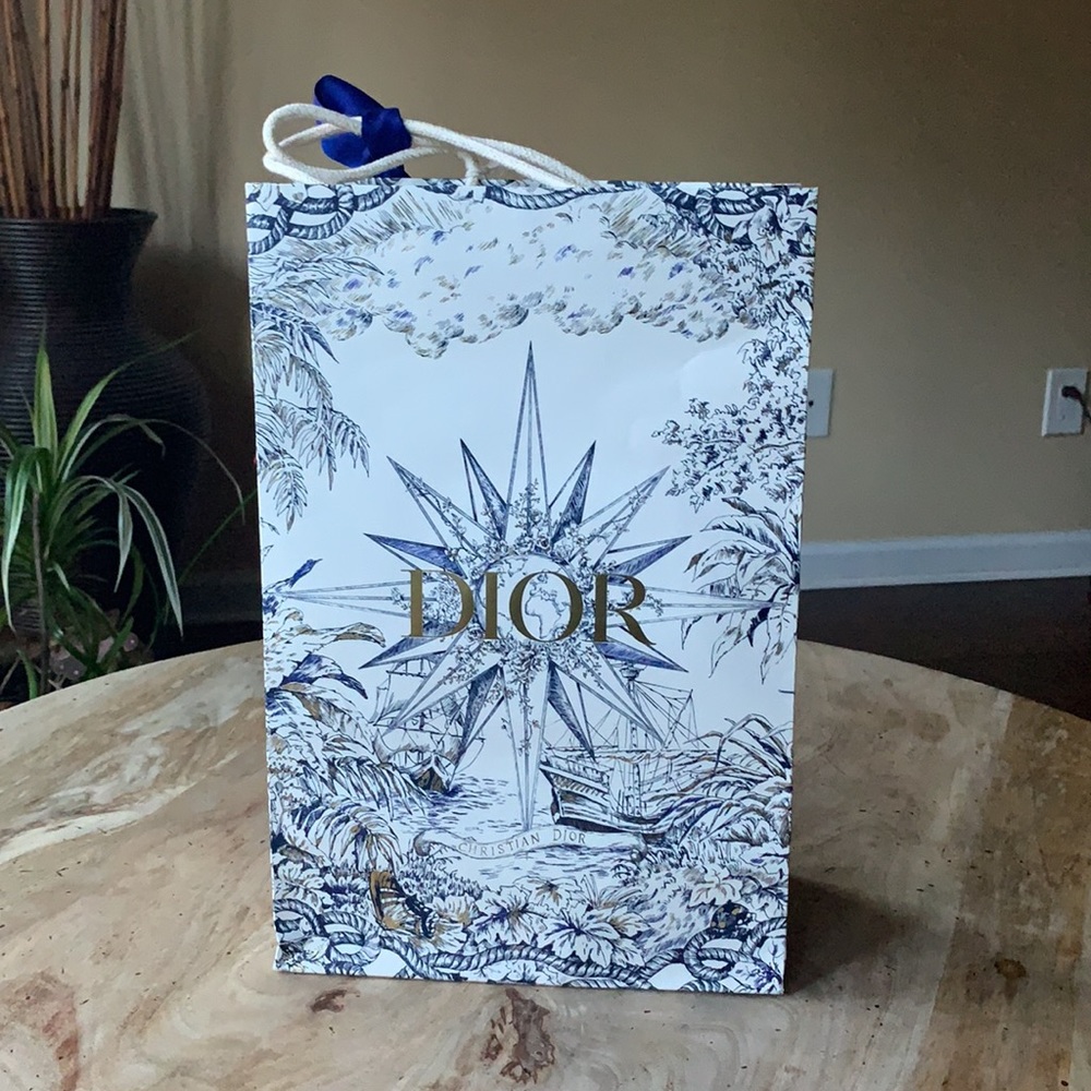 DIOR Artsy Paper Shopping bag w/ribbon and Dior Star  - Small - Picture 2 of 7